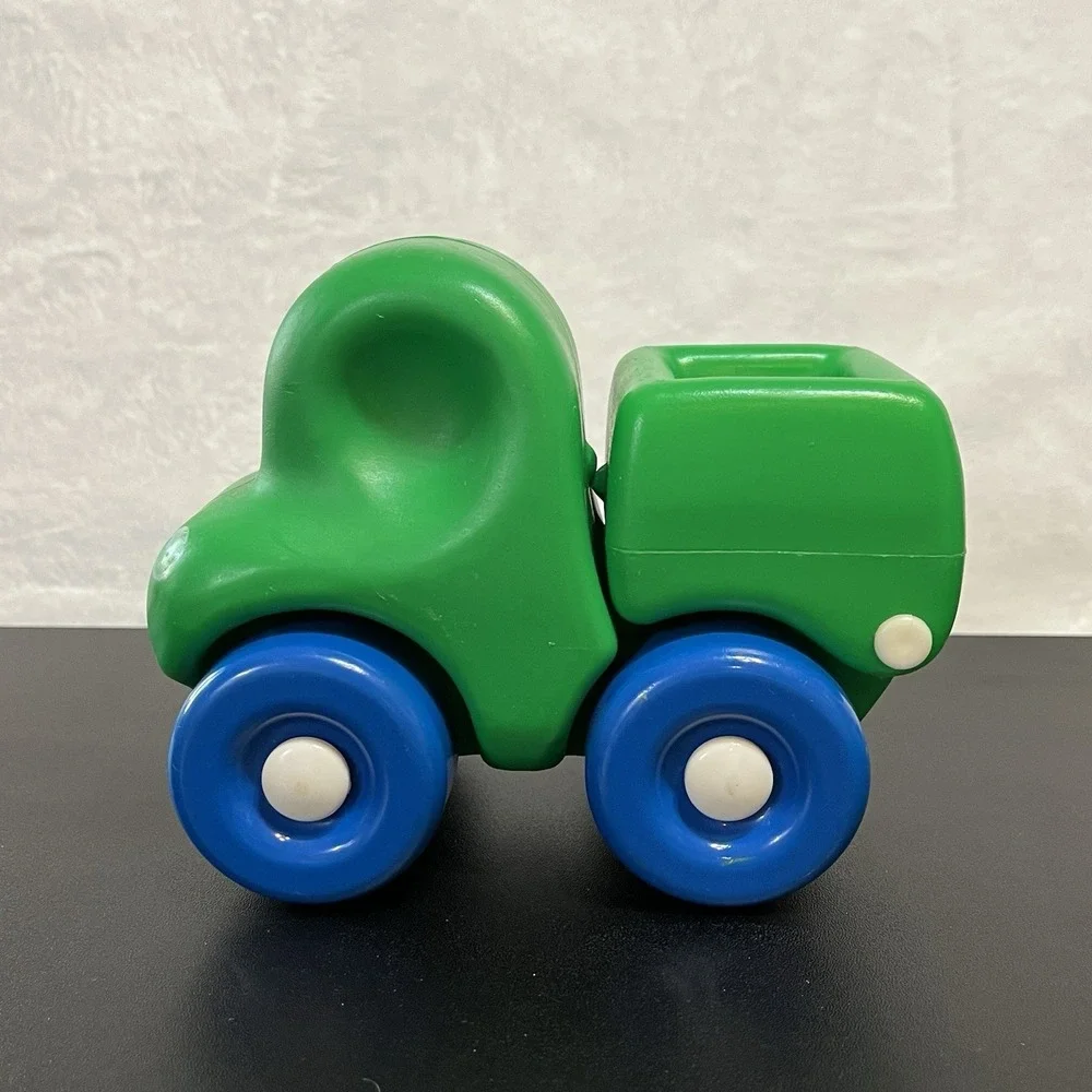 Vintage Little Tikes Chunky Green Dump Truck 6